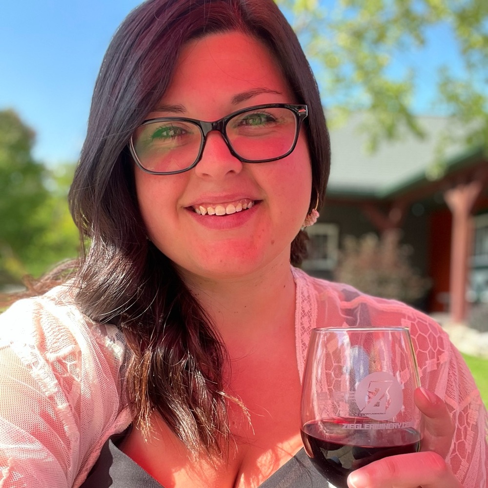 Meet your Posher, Karissa